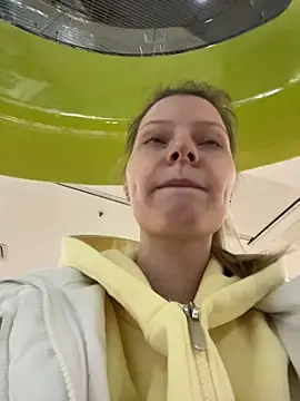 MaryHiggins online show from March 22, 9:22 am