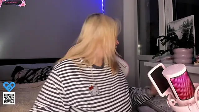 B Ratz online show from October 5, 1:29 am