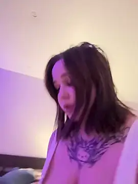 B Ratz online show from January 22, 5:06 pm