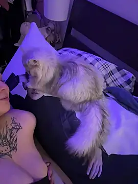 B Ratz online show from February 20, 11:32 pm