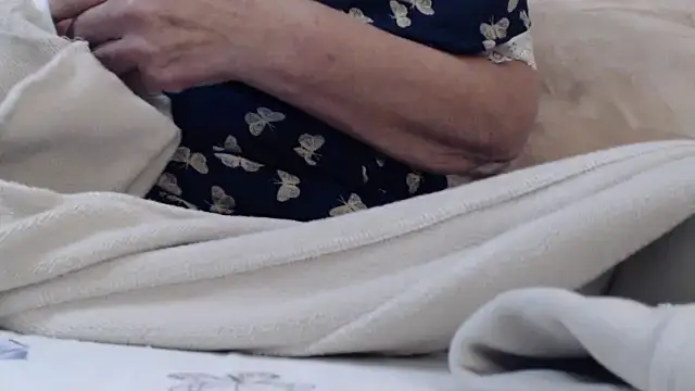 Anabelldestiny online show from November 3, 7:39 pm