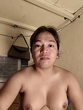 Snapshot of trans4cock12345 chatting on April 5, 7:42 pm trans4cock12345 online show from April 5, 7:42 pm