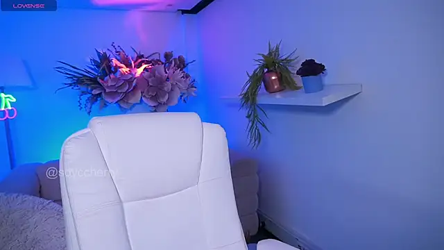 soyccherry  online show from April 9, 9:10 pm