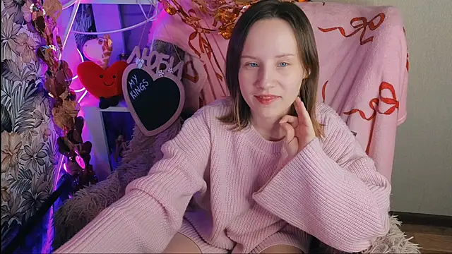 sarakaell online show from February 11, 7:58 pm