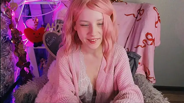 sarakaell online show from February 13, 1:27 am