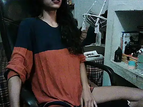 Snapshot of exude_diya chatting on July 14, 3:00 am exude diya online show from July 14, 3:00 am