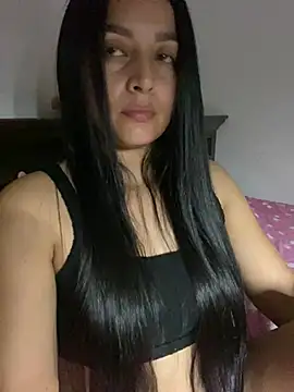 Snapshot of vellaAngel chatting on December 12, 3:54 am vellaAngel online show from December 12, 3:54 am