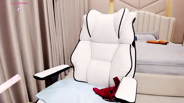 Girl  Funny online show from October 2, 6:22 pm