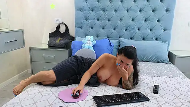 Theowonder online show from October 30, 7:17 am