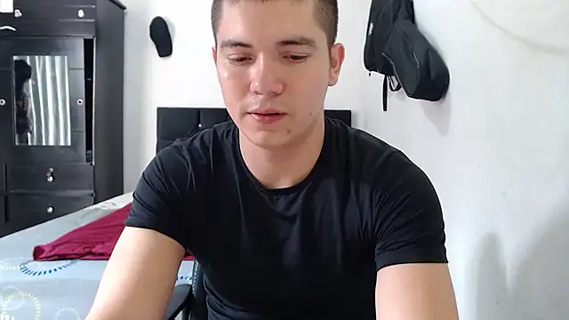 suckmydickbitch97 online show from November 8, 12:42 pm