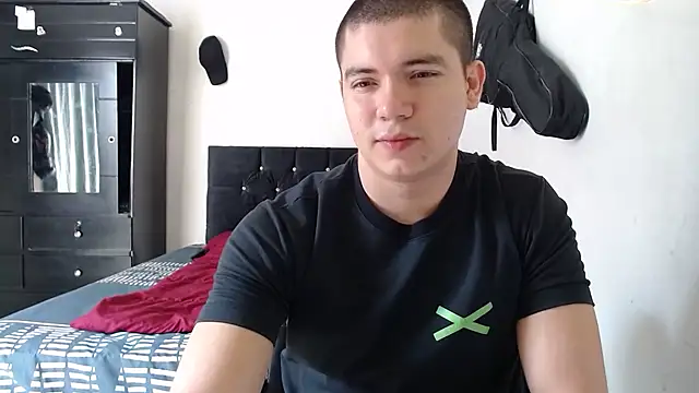 suckmydickbitch97 online show from November 7, 1:15 pm