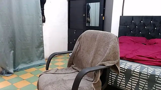 suckmydickbitch97 online show from September 27, 11:38 am