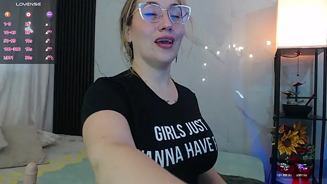 hotpawgmilf online show from February 11, 9:14 pm