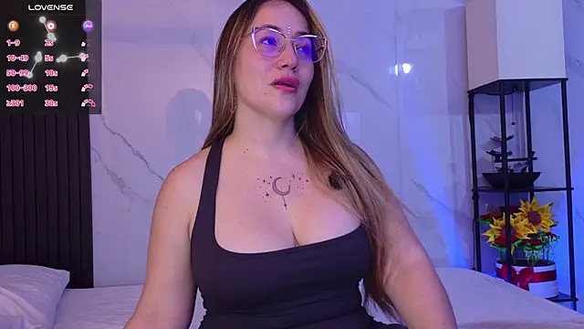 hotpawgmilf online show from May 30, 3:02 am