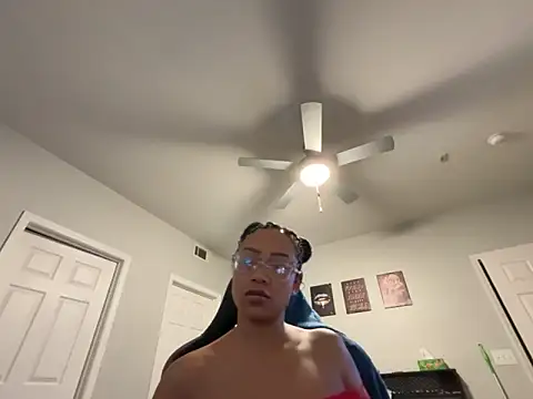 RylHoneyy online show from February 7, 1:41 pm