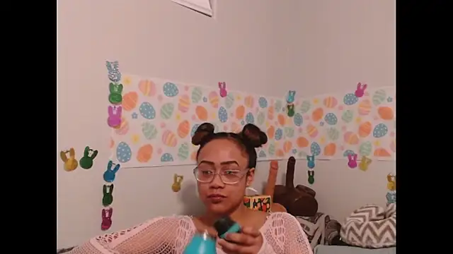 RylHoneyy online show from March 28, 3:18 am