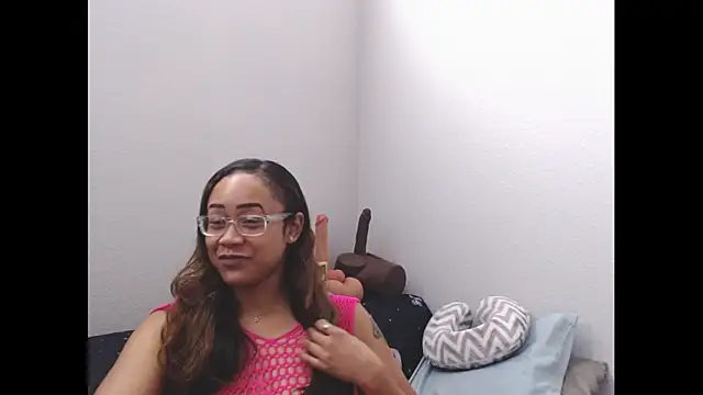 RylHoneyy online show from March 16, 6:54 pm