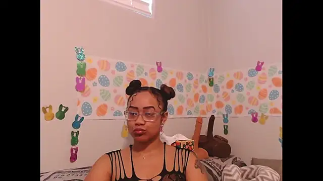 RylHoneyy online show from March 29, 12:56 am