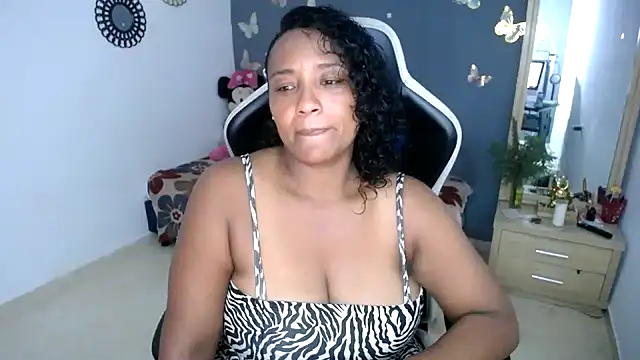 marysol83 online show from June 5, 2:38 am