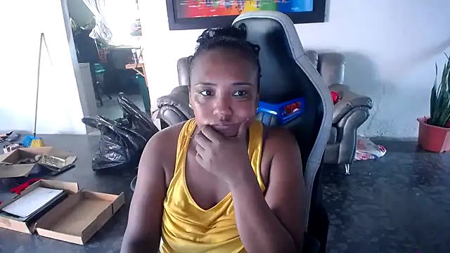 marysol83 online show from October 22, 8:30 pm