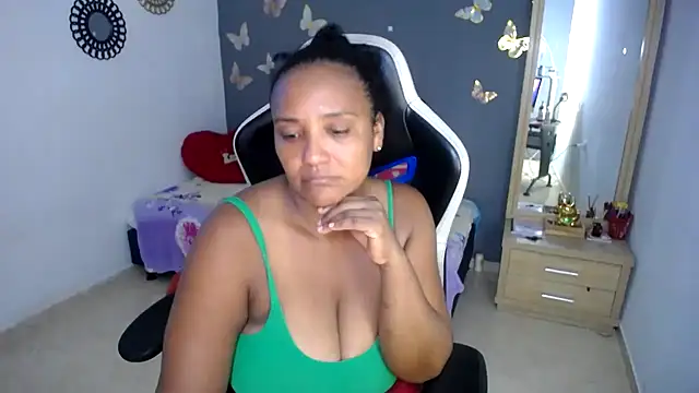 marysol83 online show from May 30, 10:26 pm