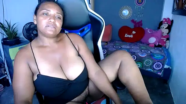 marysol83 online show from March 8, 2:04 am