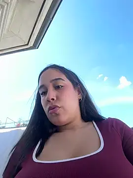 WHAAATTTTTTTTTT online show from June 1, 1:22 pm
