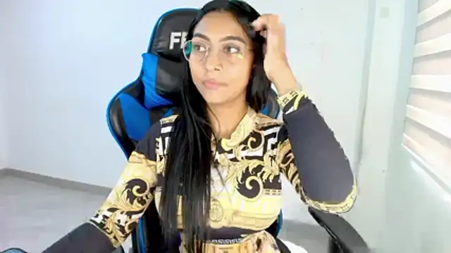 sophiax-x online show from February 13, 3:56 pm