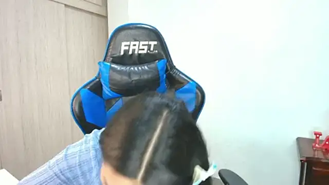 Snapshot of sophiax-x chatting on November 22, 6:40 pm sophiax-x online show from November 22, 6:40 pm