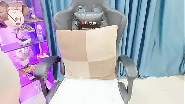 Yuki-yio online show from March 14, 1:11 am