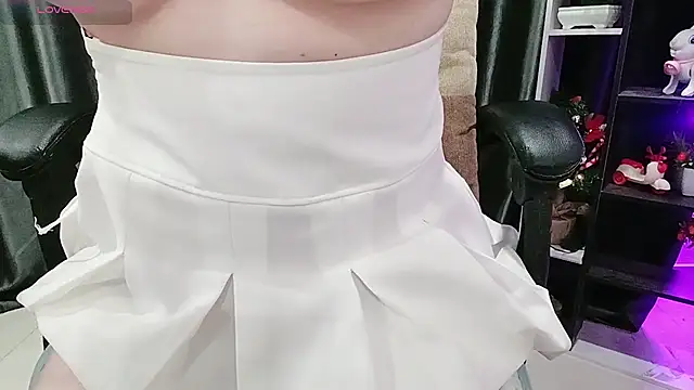 Snapshot of Yuki-yio chatting on July 5, 4:19 am Yuki-yio online show from July 5, 4:19 am