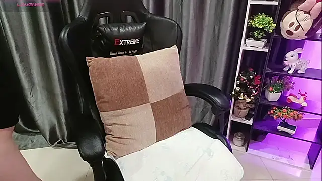 Yuki-yio online show from March 23, 1:17 am