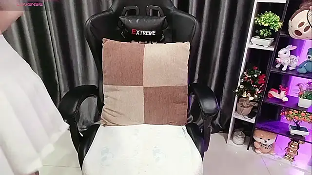 Yuki-yio online show from April 7, 1:07 am