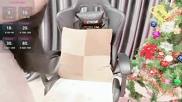 Yuki-yio online show from December 14, 12:50 am