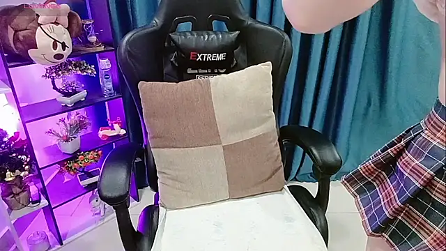 Yuki-yio online show from March 19, 1:16 am