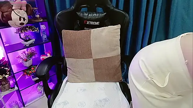 Yuki-yio online show from March 17, 1:19 am