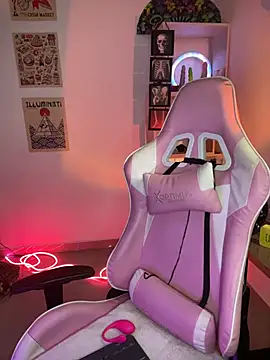 Emma Wish online show from November 14, 9:29 pm