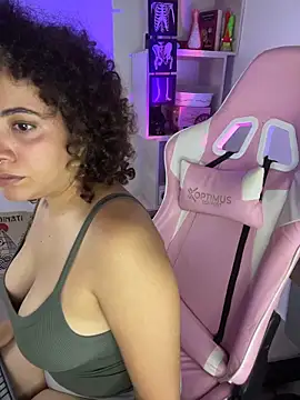 Emma Wish online show from February 8, 1:25 am