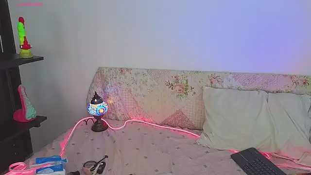 Emma Wish online show from February 25, 5:35 pm