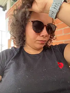 Emma Wish online show from March 31, 9:06 pm