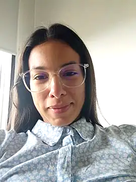 Snapshot of Angelinalombardi_ chatting on March 13, 3:00 am Angelinalombardi online show from March 13, 3:00 am