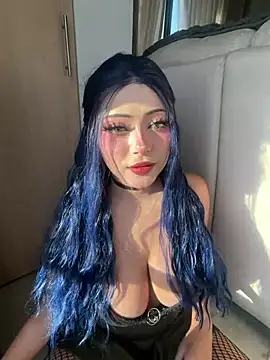 Snapshot of seraphine23 chatting on July 15, 10:17 pm seraphine23 online show from July 15, 10:17 pm