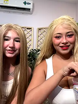 seraphine23 online show from September 24, 12:40 am