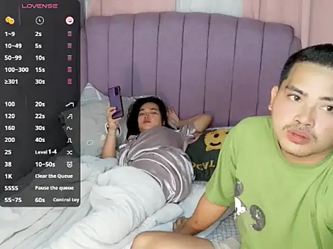 MoaningKylie online show from February 26, 2:44 am