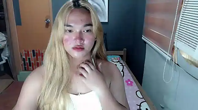 MoaningKylie online show from March 21, 1:02 am