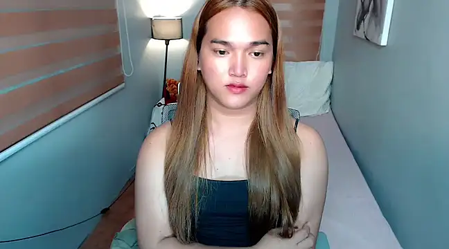 MoaningKylie online show from December 14, 6:35 am