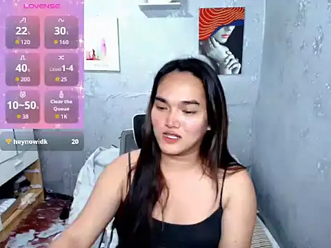 MoaningKylie online show from October 25, 3:49 am