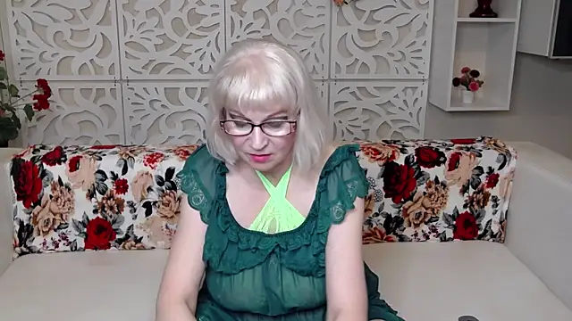SquirtingMom online show from April 22, 6:58 pm