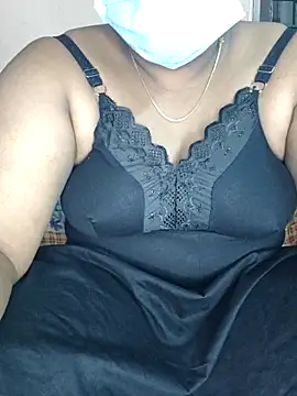 luckyee-sam online show from June 21, 12:49 am