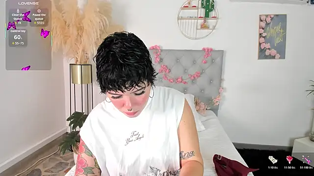 Amy art online show from March 29, 3:24 pm